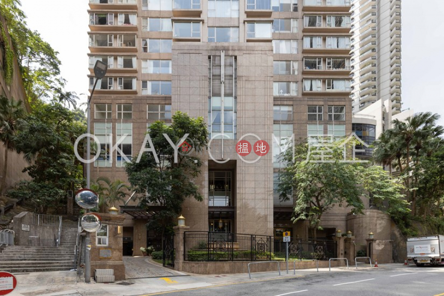 Property Search Hong Kong | OneDay | Residential | Rental Listings | Gorgeous 3 bedroom on high floor with parking | Rental