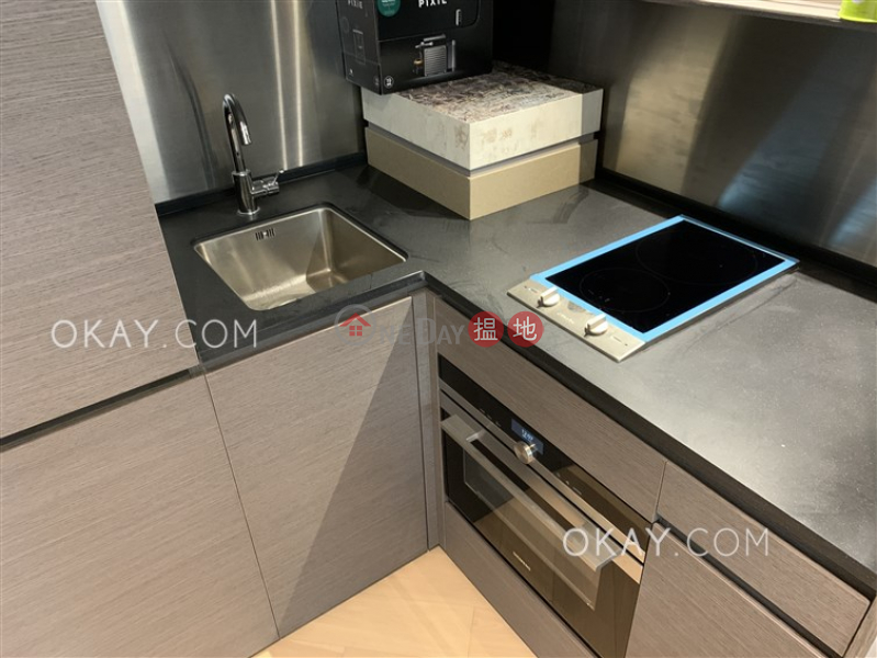 HK$ 26,000/ month | Artisan House Western District, Practical 1 bedroom with balcony | Rental