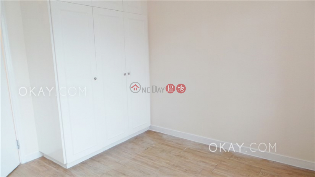HK$ 47,000/ month Everwell Garden Kowloon City | Nicely kept 4 bed on high floor with balcony & parking | Rental