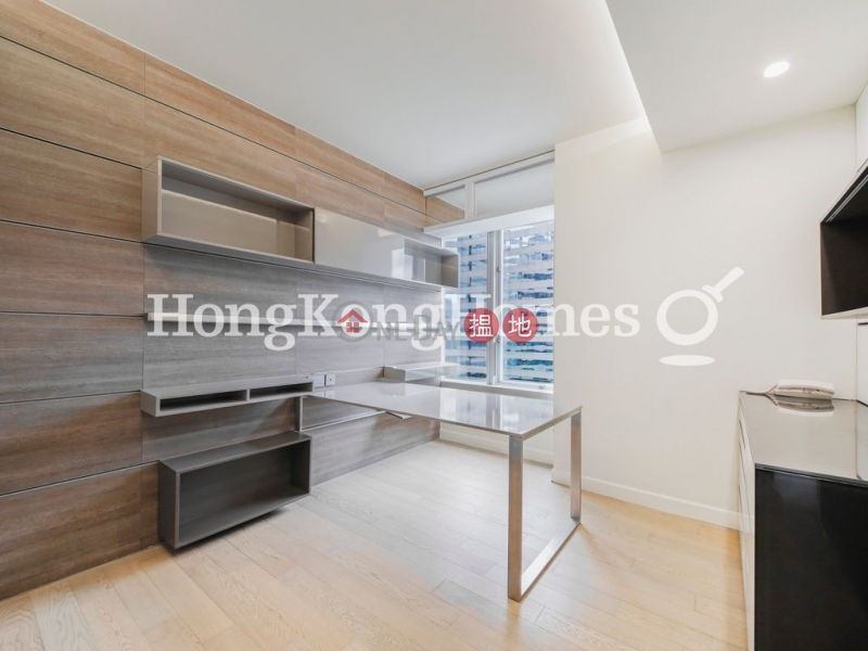 HK$ 40M, Convention Plaza Apartments, Wan Chai District | 3 Bedroom Family Unit at Convention Plaza Apartments | For Sale