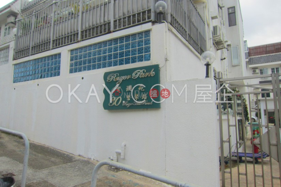 Stylish 3 bedroom with terrace & parking | Rental | Razor Park 寶珊苑 Rental Listings