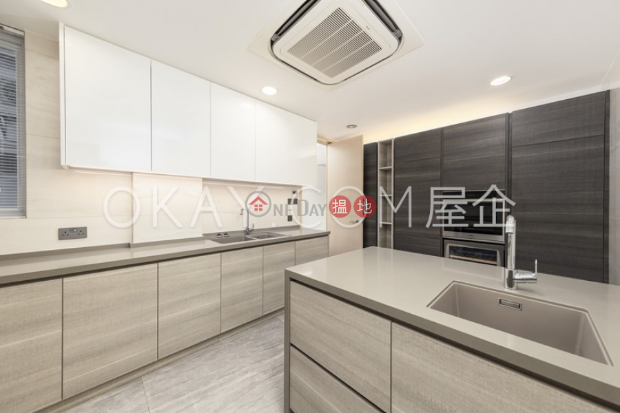 Property Search Hong Kong | OneDay | Residential Rental Listings, Luxurious 3 bedroom with terrace, balcony | Rental