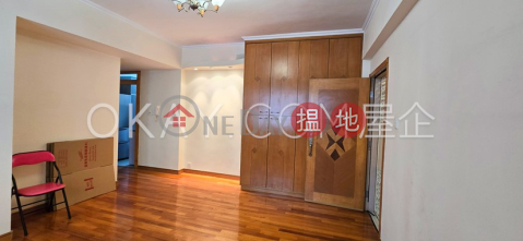 Gorgeous 3 bedroom in Mid-levels West | Rental | Greenland Gardens 碧翠園 _0