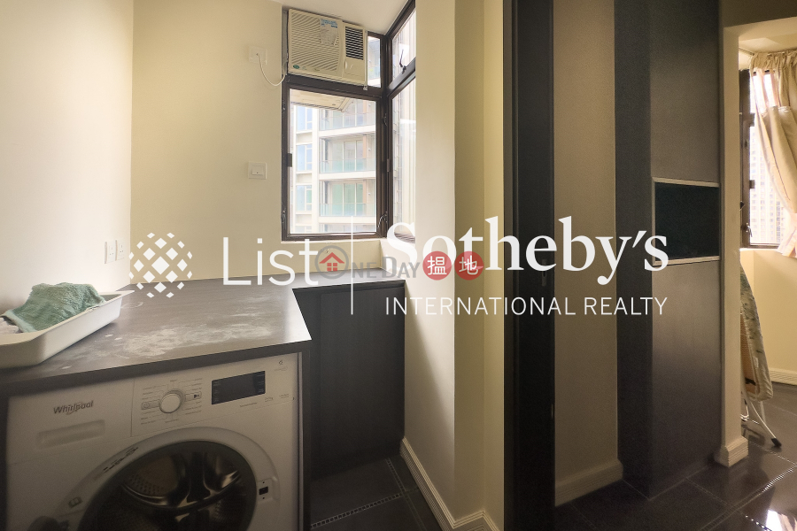 HK$ 32,000/ month, Roc Ye Court Western District Property for Rent at Roc Ye Court with 3 Bedrooms
