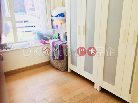 Cozy 2 bedroom with balcony | Rental, Centrestage 聚賢居 | Central District (OKAY-R523)_0