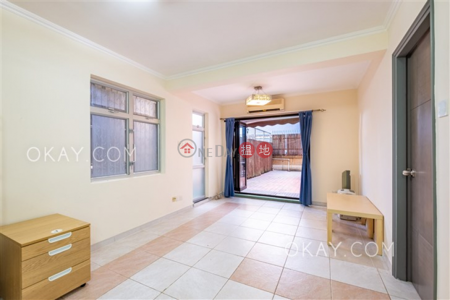 Intimate 1 bedroom in Quarry Bay | Rental | Hoi Kwong Court 海光苑 Rental Listings