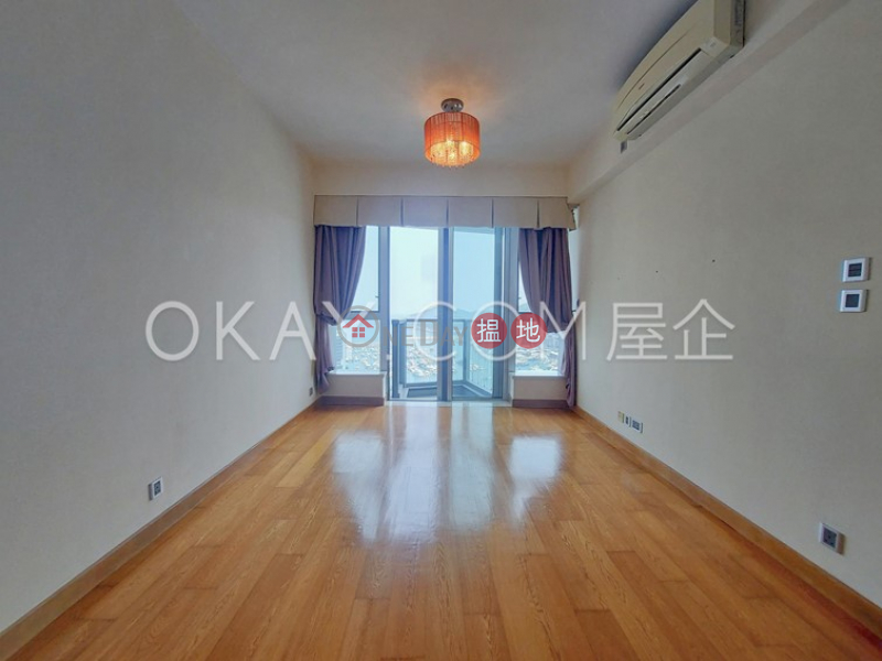 HK$ 43M, Marinella Tower 2 Southern District | Gorgeous 3 bedroom with balcony & parking | For Sale