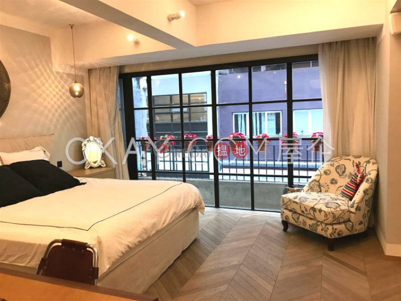 Popular 2 bedroom in Sheung Wan | For Sale | 44-46 Sai Street 西街44-46號 Sales Listings