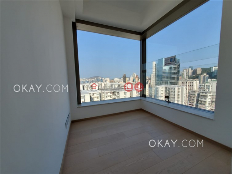 Unique 4 bedroom on high floor with balcony | Rental | City Garden Block 8 (Phase 2) 城市花園2期8座 Rental Listings