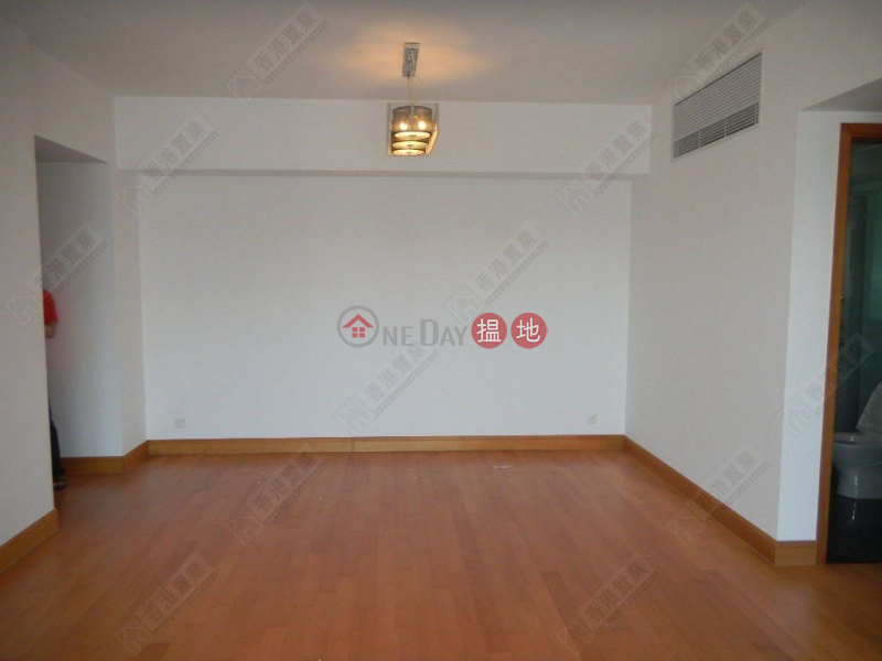 Property Search Hong Kong | OneDay | Residential Sales Listings | Three bedrooms and one apartment in The Harbourside
