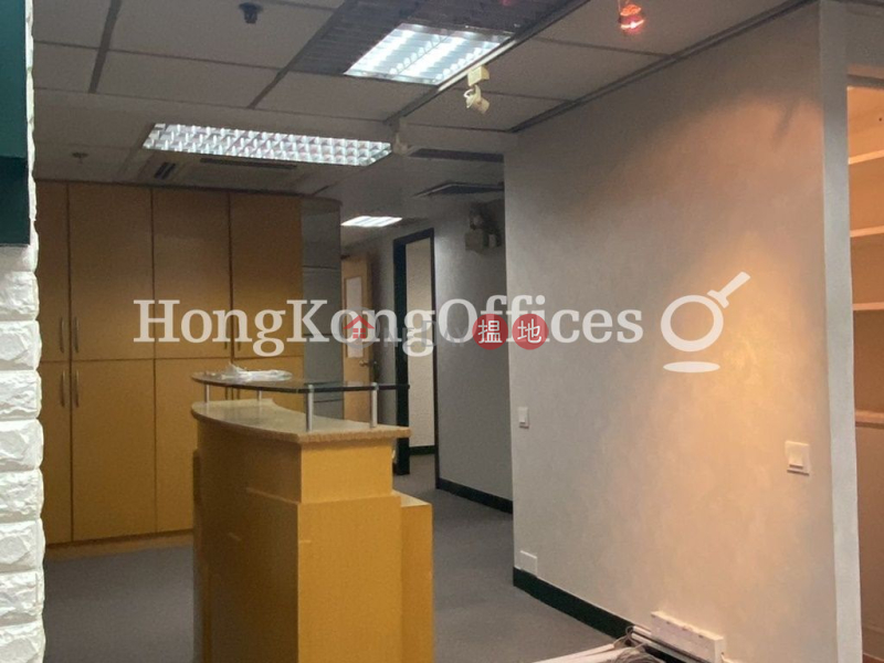 Office Unit for Rent at Car Po Commercial Building | Car Po Commercial Building 嘉寶商業大廈 Rental Listings