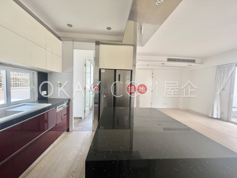Popular 3 bedroom with terrace, balcony | For Sale | Honour Garden 安荔苑 Sales Listings