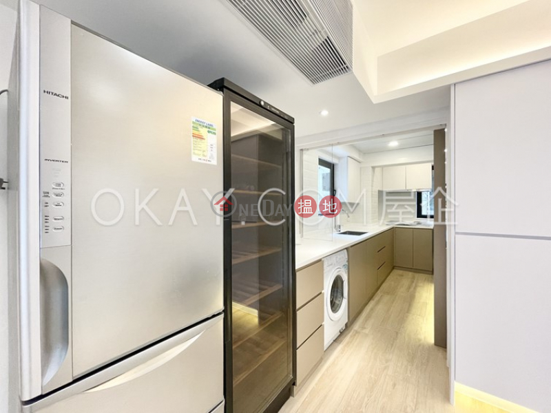 Tasteful 2 bedroom with terrace | Rental, Friendship Court 友誼大廈 Rental Listings | Wan Chai District (OKAY-R304427)
