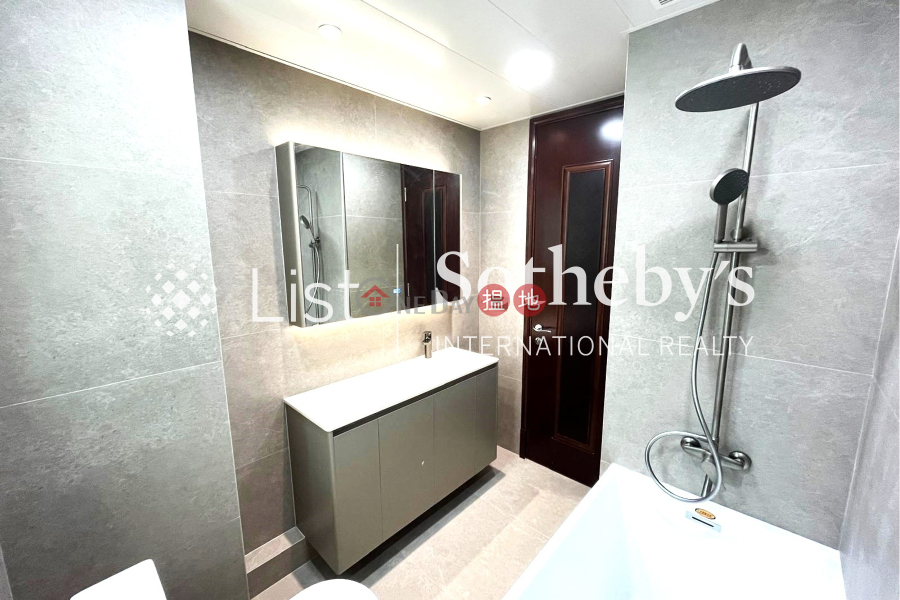 Property for Rent at The Legend Block 3-5 with 3 Bedrooms | The Legend Block 3-5 名門 3-5座 Rental Listings