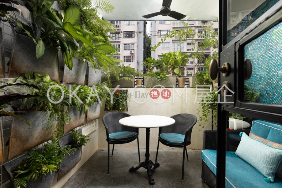 Blue Pool Mansion Middle | Residential | Sales Listings | HK$ 18.3M
