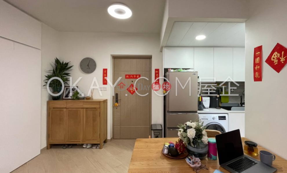 Dragon Centre Block 2 Low Residential | Sales Listings HK$ 8.3M