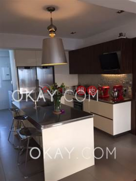 Exquisite 5 bed on high floor with balcony & parking | For Sale | Monticello 滿峰台 Sales Listings