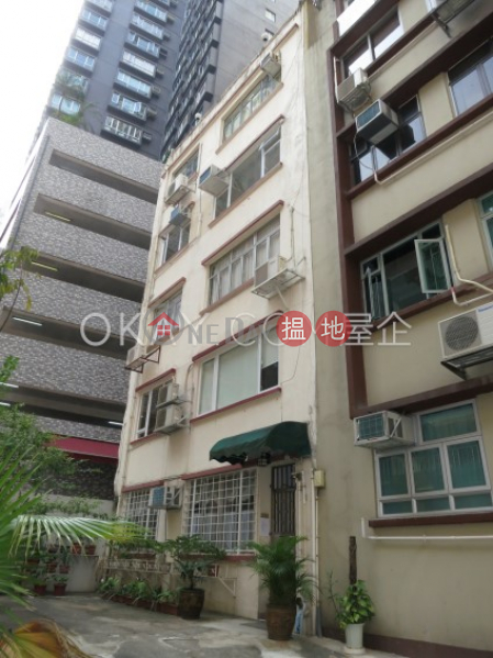 Property Search Hong Kong | OneDay | Residential | Rental Listings | Stylish 2 bedroom on high floor with rooftop | Rental