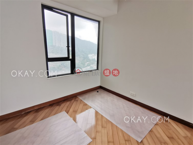 HK$ 60,000/ month, Phase 6 Residence Bel-Air Southern District | Exquisite 3 bed on high floor with balcony & parking | Rental