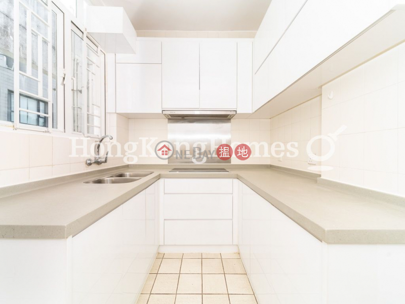 3 Bedroom Family Unit for Rent at Country Villa 4 Shouson Hill Road | Southern District | Hong Kong, Rental HK$ 55,000/ month