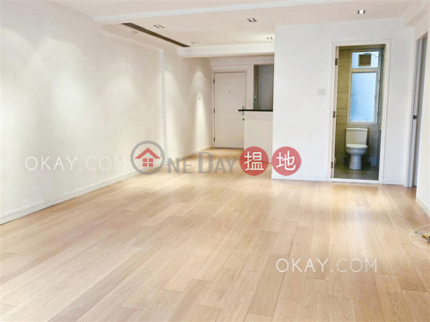 Rare 2 bedroom with racecourse views & balcony | For Sale | Green View Mansion 翠景樓 _0