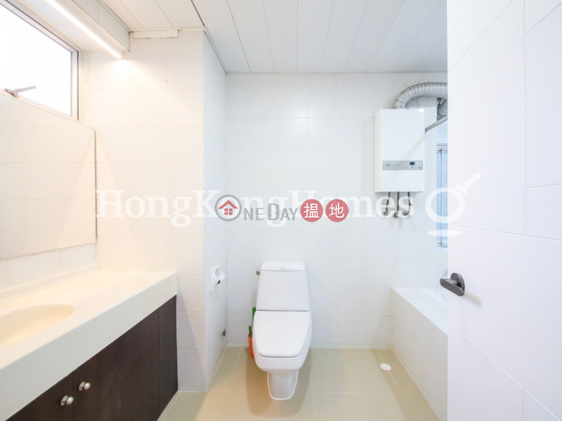 Property Search Hong Kong | OneDay | Residential | Rental Listings 3 Bedroom Family Unit for Rent at Dragon Garden