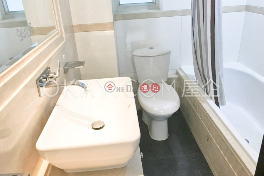 HK$ 23.8M, The Legend Block 3-5 | Wan Chai District Nicely kept 3 bedroom with balcony & parking | For Sale