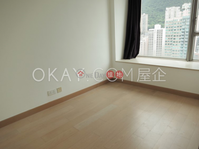 Popular 2 bedroom on high floor with balcony | For Sale | Island Crest Tower 2 縉城峰2座 Sales Listings