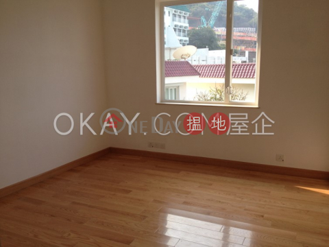 Unique 3 bedroom with sea views, rooftop & balcony | Rental | Spyglass Hill 淺水灣道96號 _0