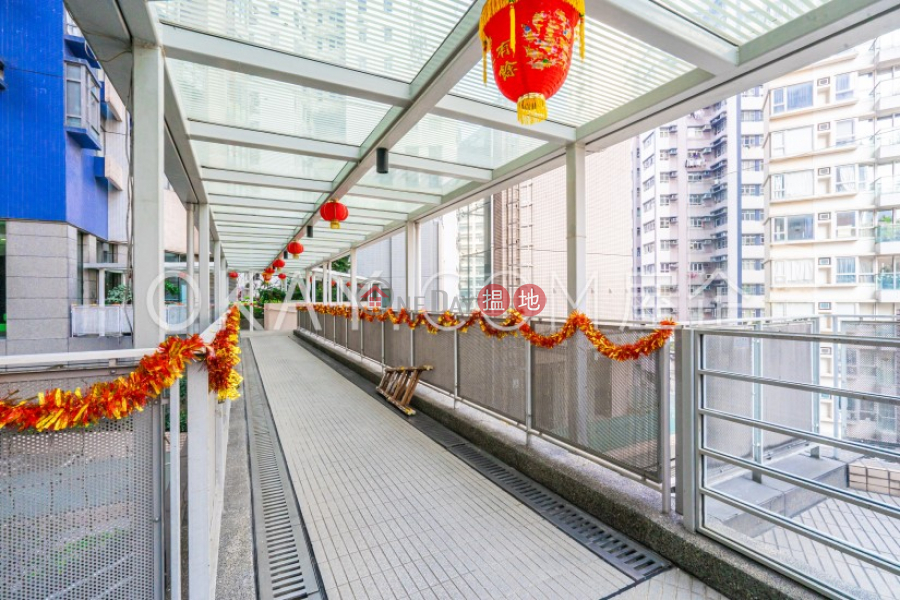 Property Search Hong Kong | OneDay | Residential | Sales Listings Charming 1 bedroom on high floor with harbour views | For Sale