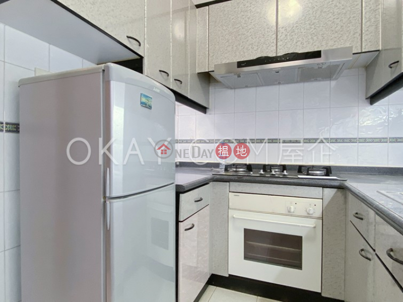 Tasteful 2 bedroom in Mid-levels Central | Rental, 18 Old Peak Road | Central District, Hong Kong Rental HK$ 28,000/ month