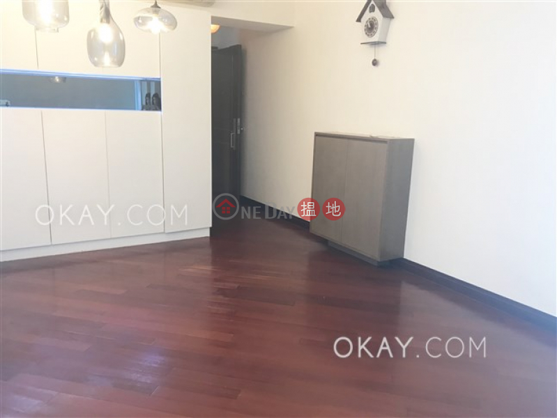 HK$ 18M | Tower 6 The Long Beach Yau Tsim Mong, Gorgeous 3 bedroom with sea views | For Sale