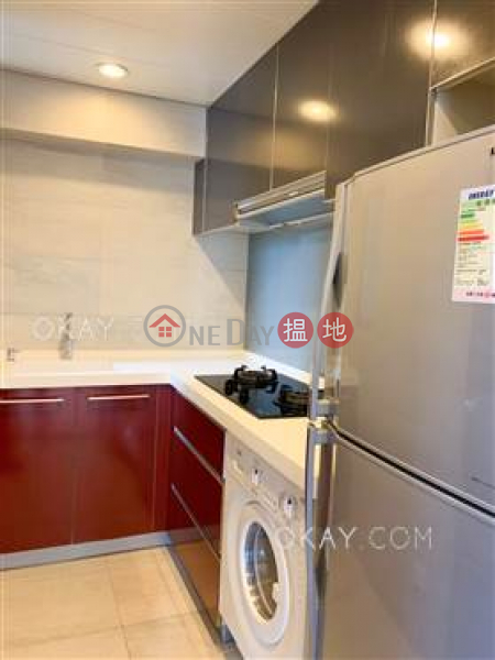 HK$ 25,000/ month Tower 2 Grand Promenade Eastern District Practical 2 bedroom with balcony | Rental