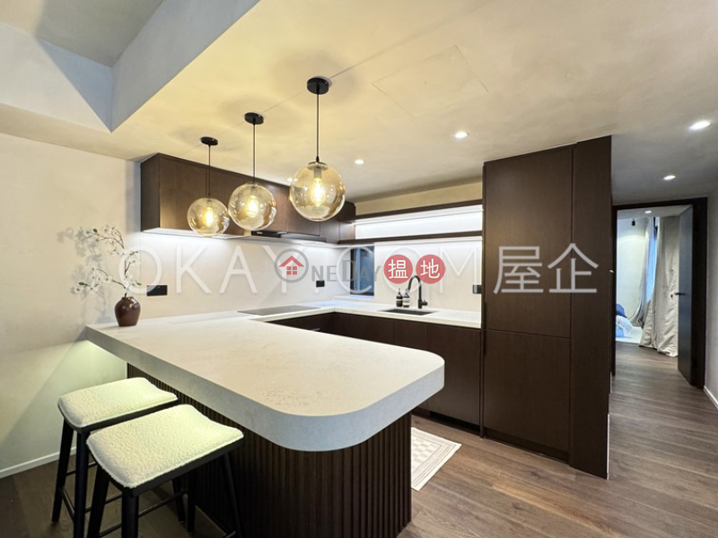 Beautiful 3 bedroom in Mid-levels West | Rental | Blessings Garden 殷樺花園 Rental Listings