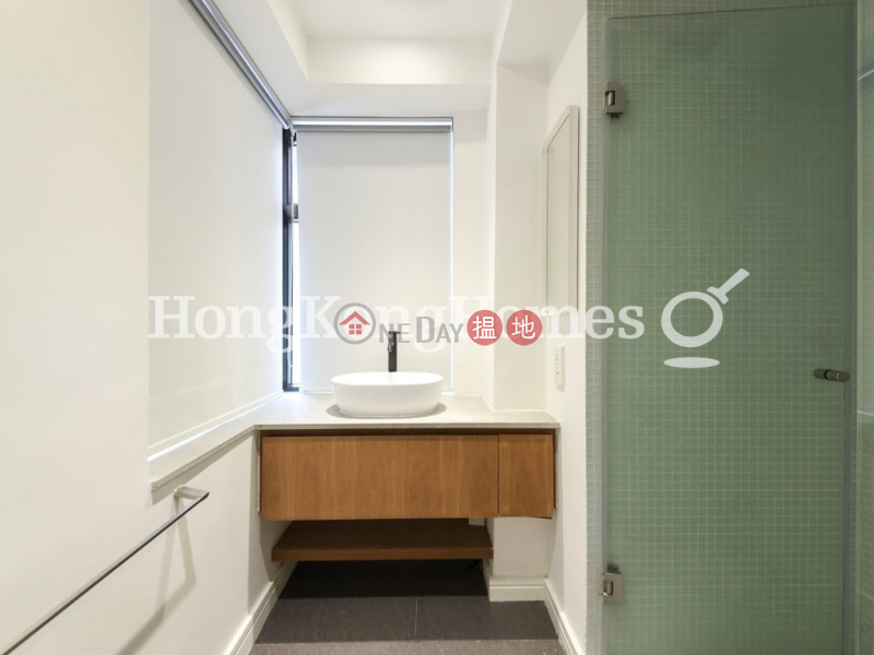 2 Bedroom Unit for Rent at Fair Wind Manor 6A-6B Seymour Road | Western District, Hong Kong Rental HK$ 40,000/ month