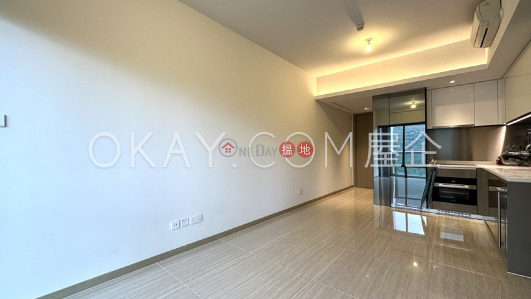 Gorgeous 3 bedroom on high floor with balcony | Rental, 11 Heung Yip Road | Southern District | Hong Kong, Rental, HK$ 33,000/ month