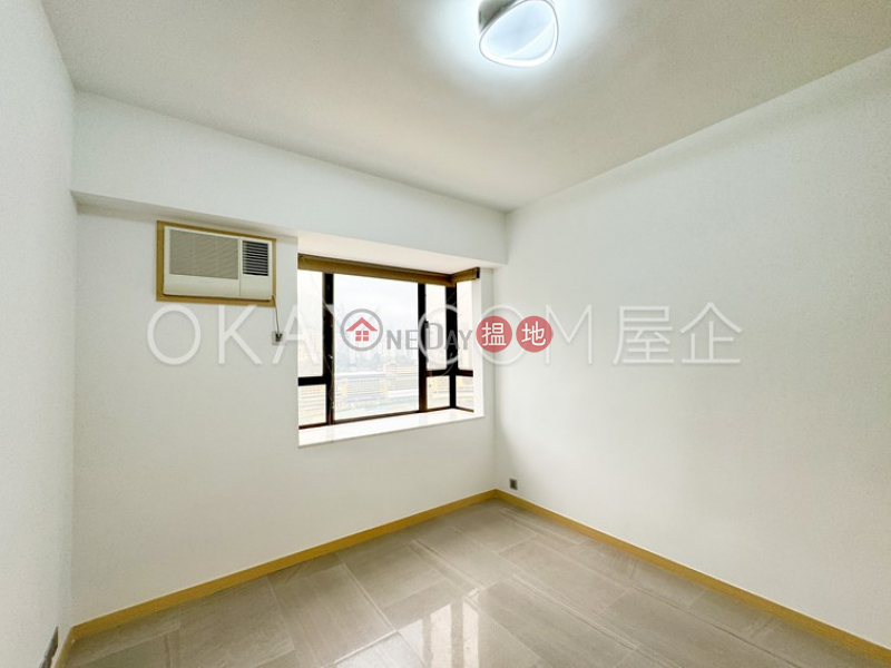 Stylish 3 bedroom on high floor with balcony & parking | Rental | Winfield Building Block C 雲暉大廈C座 Rental Listings