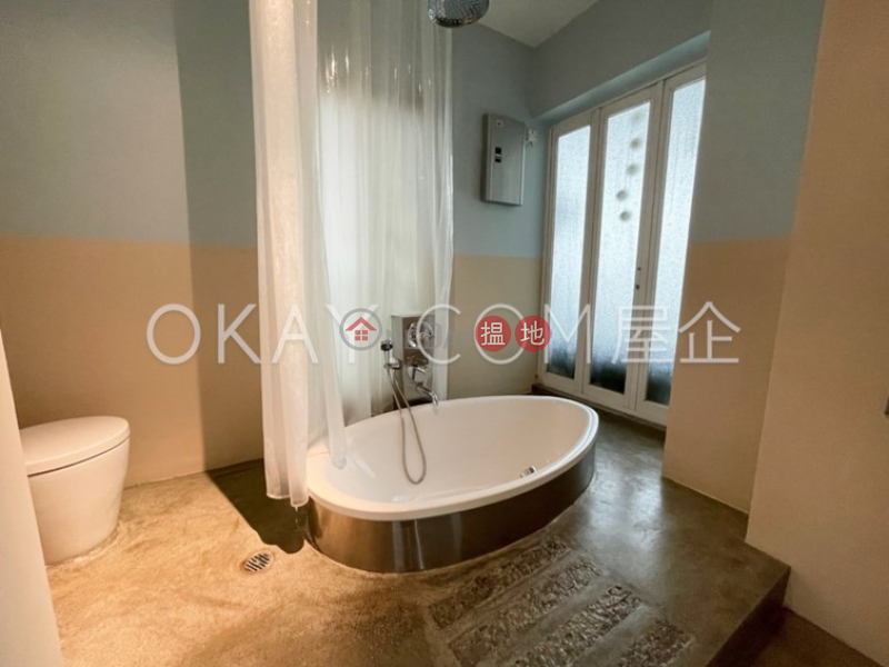 HK$ 65,000/ month | Estella Court | Central District | Rare 3 bedroom with balcony & parking | Rental