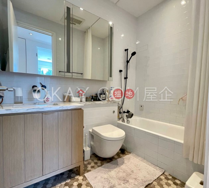 HK$ 88,000/ 月|衛信道 1-11 號-灣仔區3房2廁,實用率高,連車位,露台衛信道 1-11 號出租單位