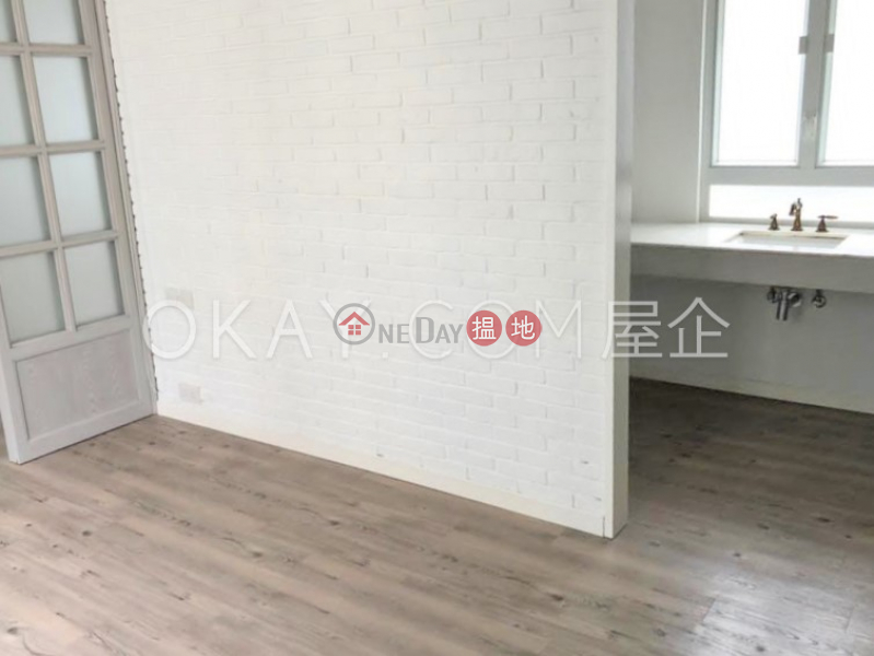 Unique 1 bedroom on high floor | Rental, Shiu King Court 兆景閣 Rental Listings | Central District (OKAY-R67227)