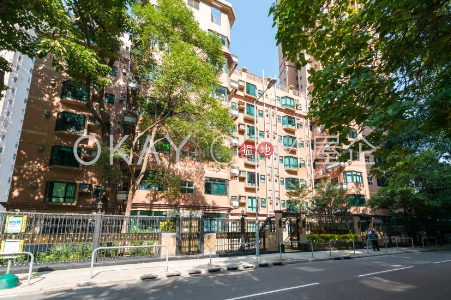 Tasteful 3 bedroom in Mid-levels West | For Sale | Imperial Court 帝豪閣 Sales Listings