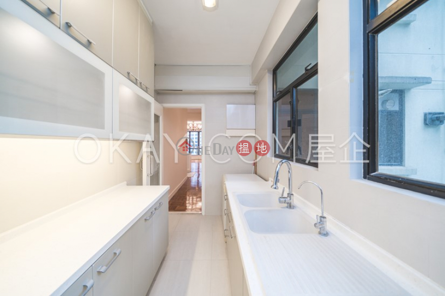 Efficient 4 bedroom with parking | For Sale | Park Mansions 百年順大廈 Sales Listings