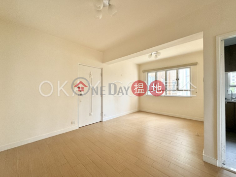 Cozy 2 bedroom with parking | For Sale, Tai Hang Terrace 大坑台 | Wan Chai District (OKAY-S50176)_0