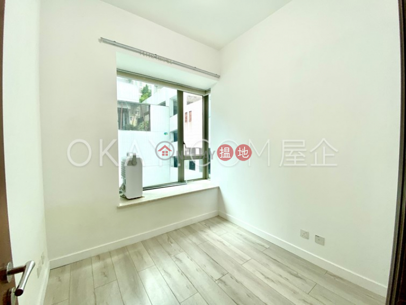 Nicely kept 3 bedroom with balcony | For Sale | No 31 Robinson Road 羅便臣道31號 Sales Listings