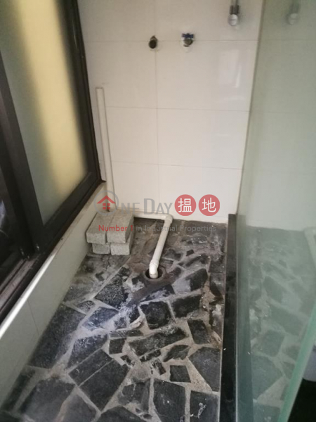 HK$ 23,000/ month | Anton Building | Wan Chai District 916sq.ft Office for Rent in Wan Chai