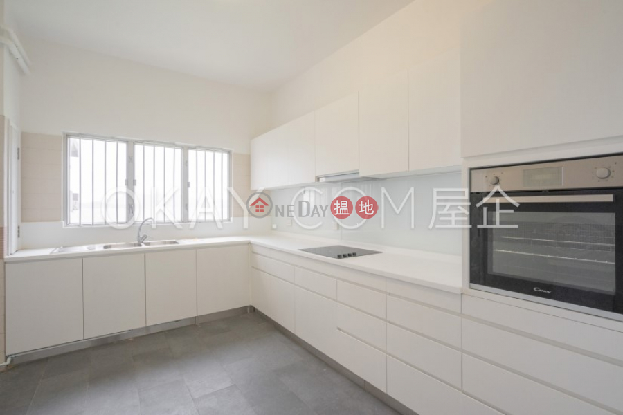 Beautiful 3 bedroom with parking | Rental | Tam Gardens 譚亦衡樓 Rental Listings