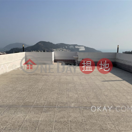 Luxurious 3 bed on high floor with sea views & rooftop | Rental | Bauhinia Gardens Block C-K 紫荊園 C-K 座 _0