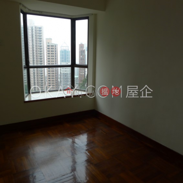 HK$ 46,000/ month Dragonview Court Western District, Popular 3 bedroom with sea views & balcony | Rental