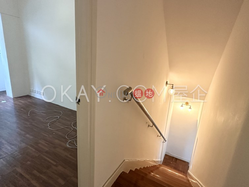 Cozy 2 bedroom with parking | Rental, Ivory Court 華麗閣 Rental Listings | Western District (OKAY-R210781)