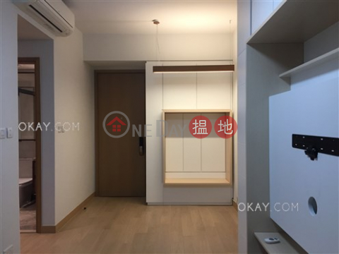 Luxurious 2 bedroom with balcony | For Sale | One Homantin One Homantin _0